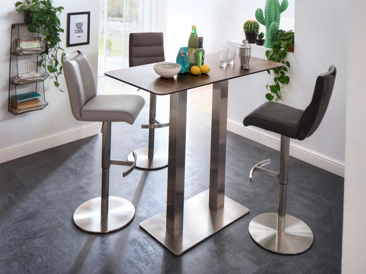 Barstuhl "Giulia" In Eisgrau Nubuklederoptik Und Edelstahl Gebürstet Barhocker Mit Griffleiste Höhenverstellbar 7 Barstuhl "Giulia" In Eisgrau Nubuklederoptik Und Edelstahl Gebürstet Barhocker Mit Griffleiste Höhenverstellbar – Bild 5