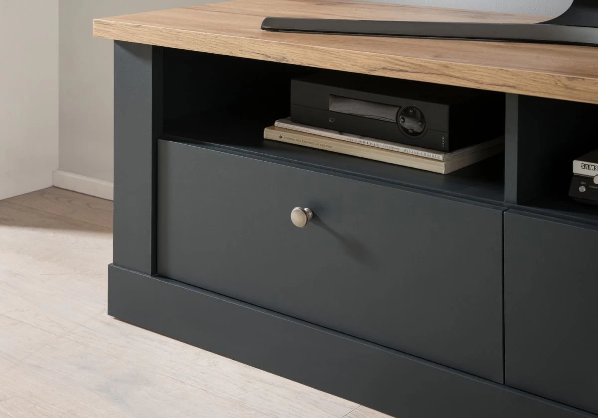 TV-Lowboard "Ribera" In Grau Und Wotan Eiche Landhaus TV Unterteil 135 X 51 Cm 4 TV-Lowboard "Ribera" In Grau Und Wotan Eiche Landhaus TV Unterteil 135 X 51 Cm – Bild 2